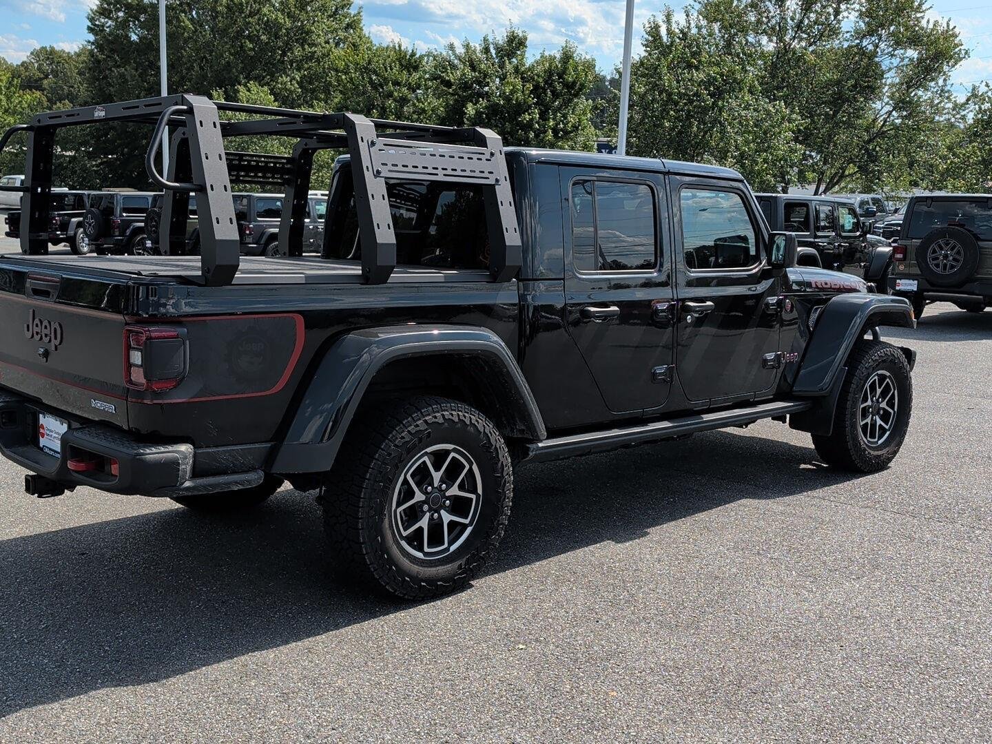 Used 2024 Black Clearcoat Jeep Rubicon image 9
