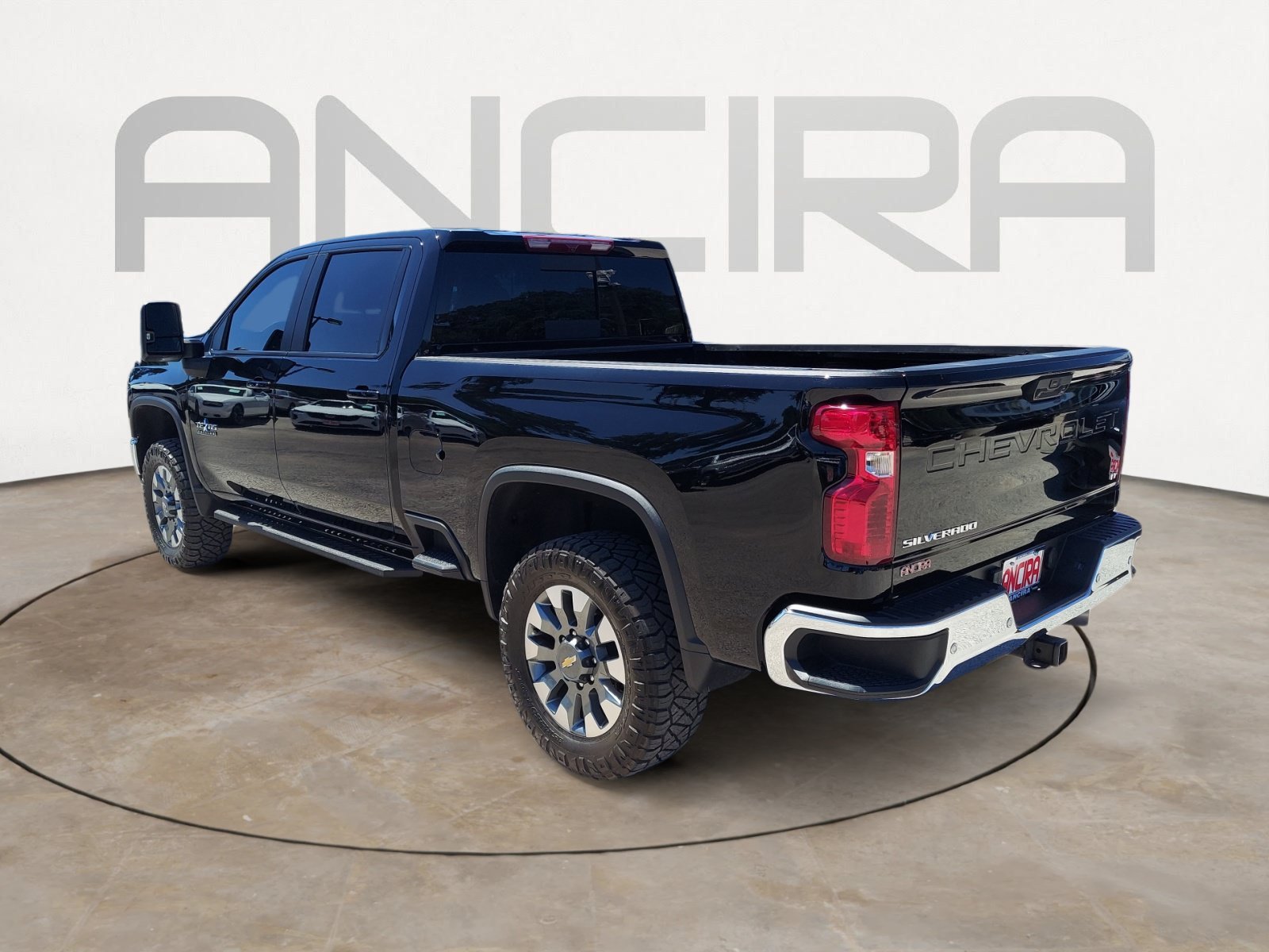 Used 2024 Black Chevrolet LT image 8
