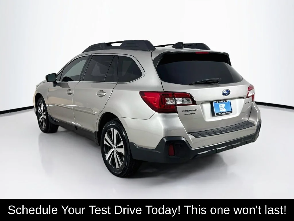 Used 2019 Tungsten Metallic Subaru 2.5i image 6