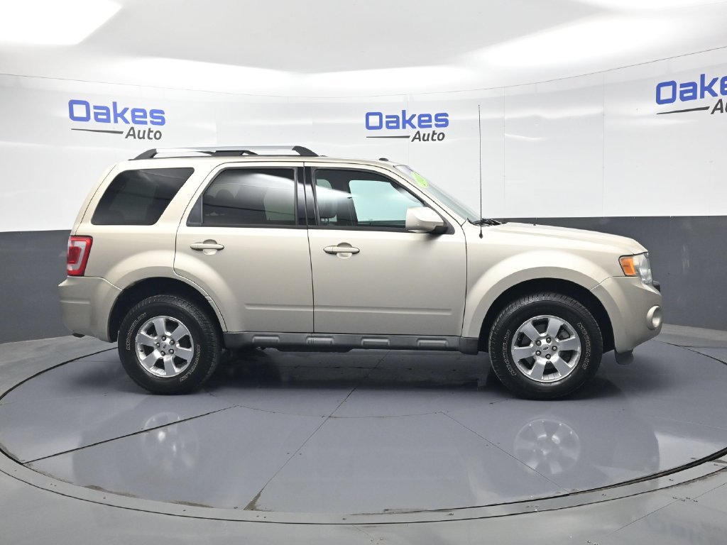 Used 2011 Gold Leaf Metallic Ford Limited image 8