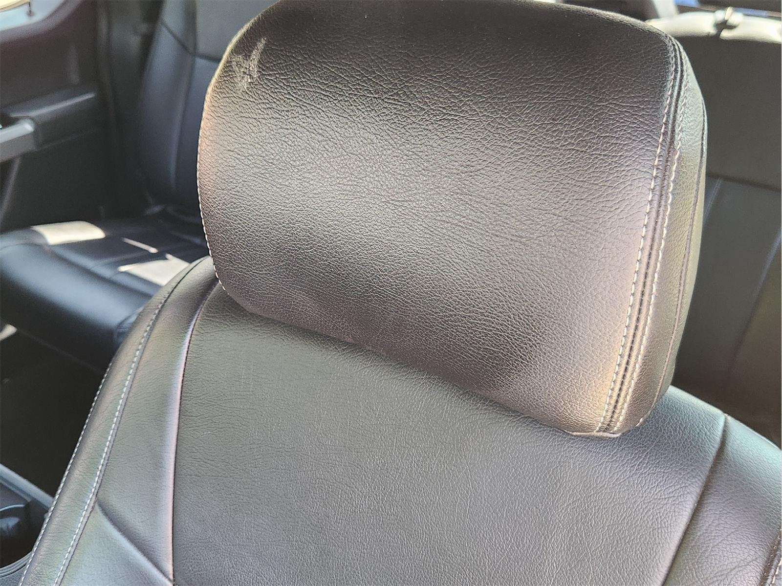 Used 2015  Ford XL image 23