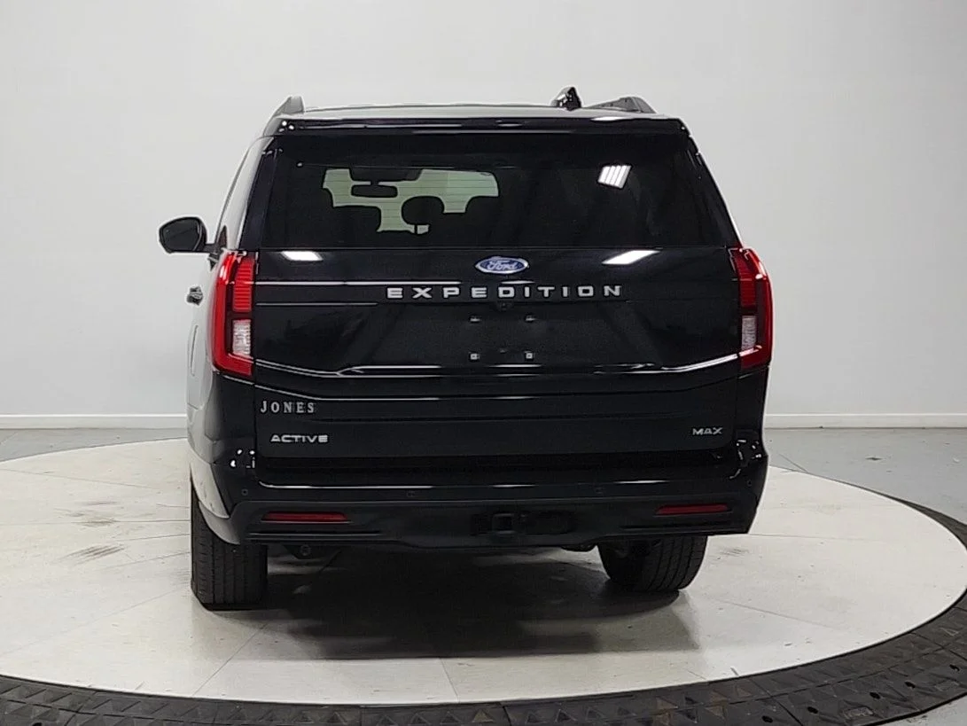 Used 2025 Black Ford Active image 7