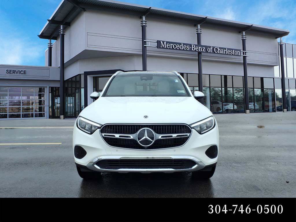 New 2026 Polar White Mercedes-Benz GLC 300 image 8