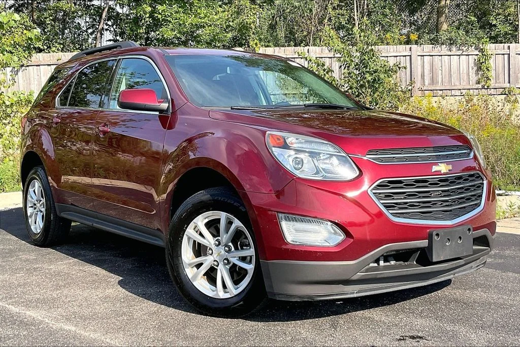 Used 2017 Red Chevrolet LT image 35