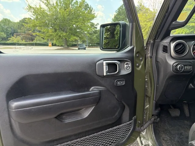 Used 2021 Green Jeep Willys image 13