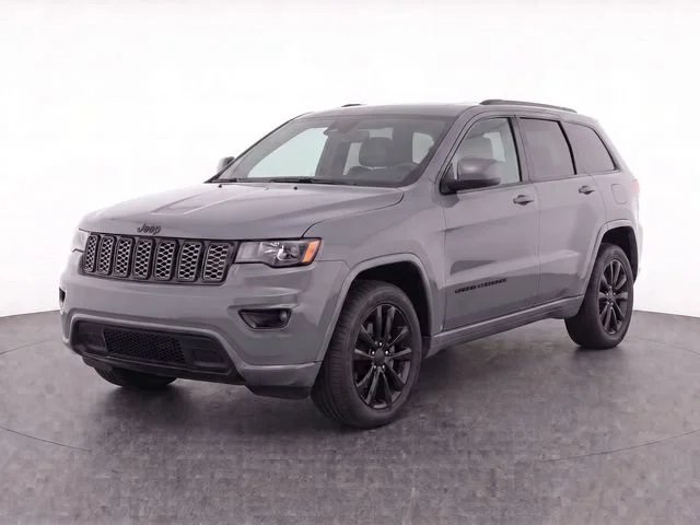 Used 2020 Sting-gray Clearcoat Jeep Altitude image 2