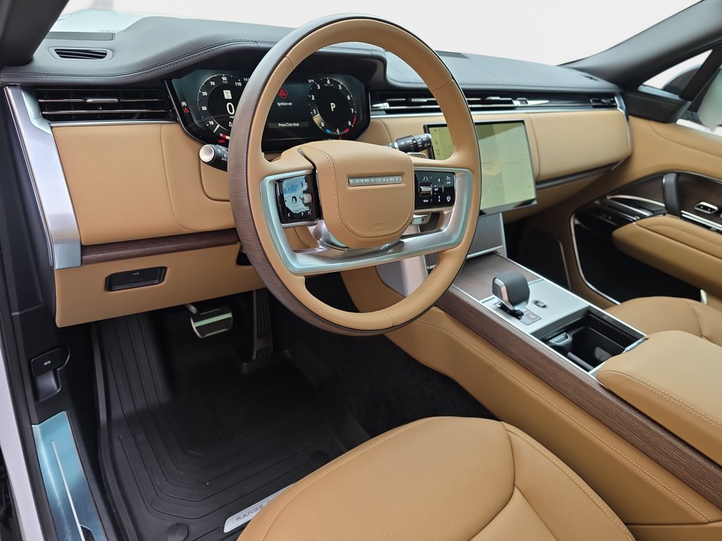 New 2026 Icy White Satin Land Rover Autobiography image 13