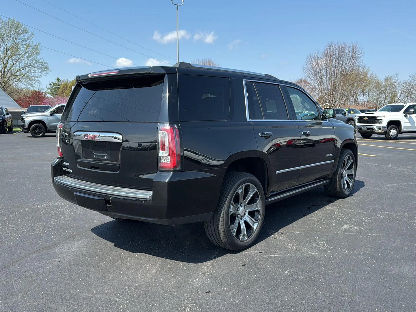 Used 2017 Onyx Black GMC Denali image 18