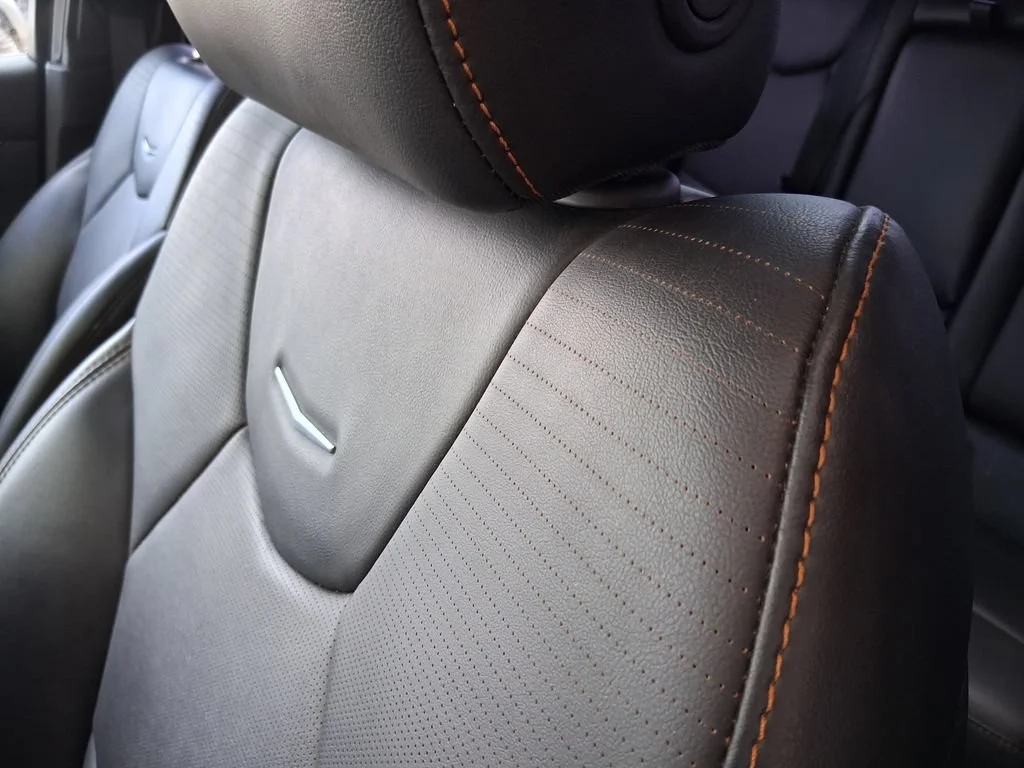 Used 2024 Summit White Cadillac V-Series image 19