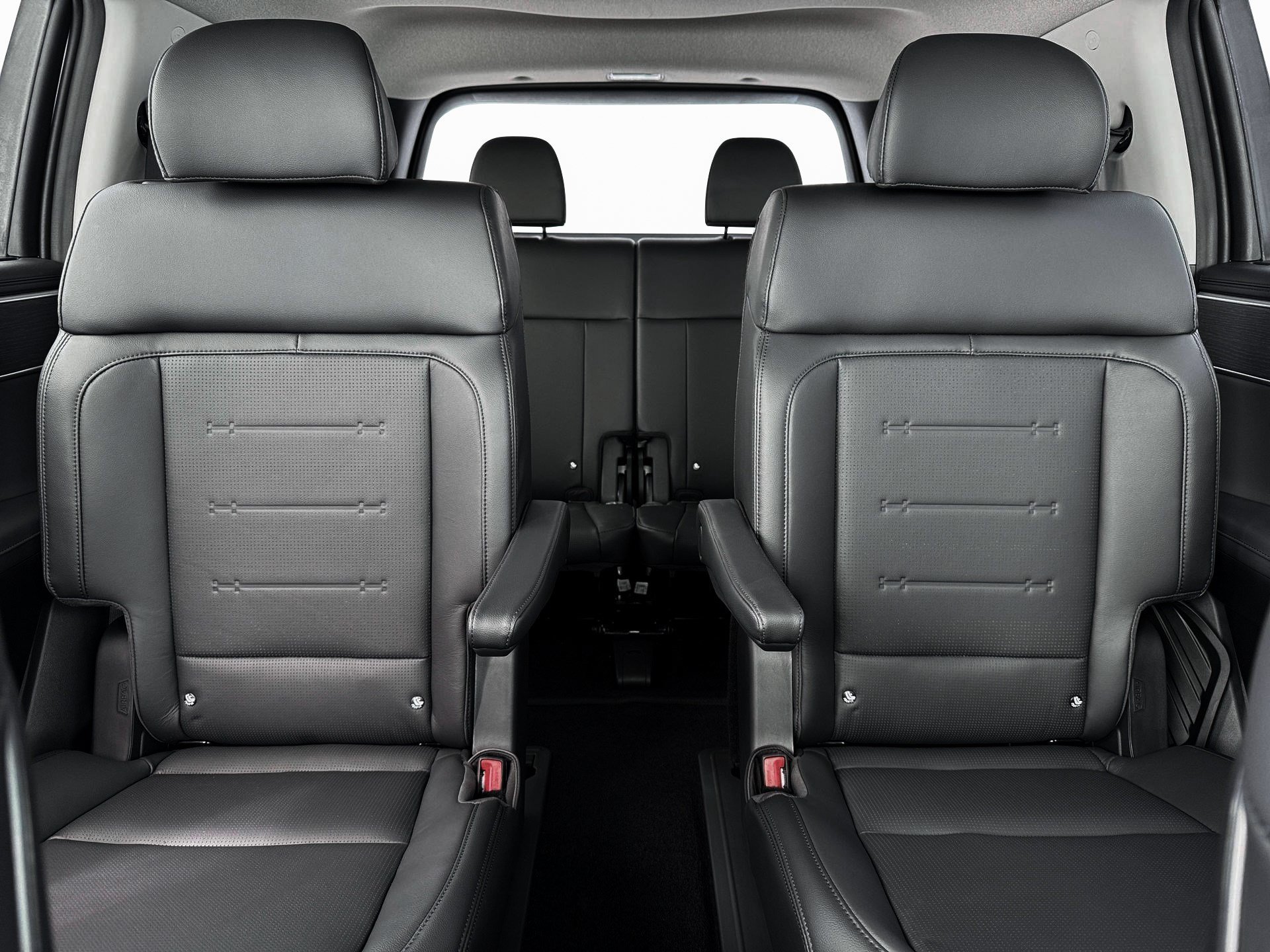 New 2026 Serenity White Hyundai Limited AWD image 17
