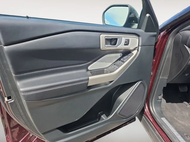 Used 2023 Red Metallic Ford Limited image 10