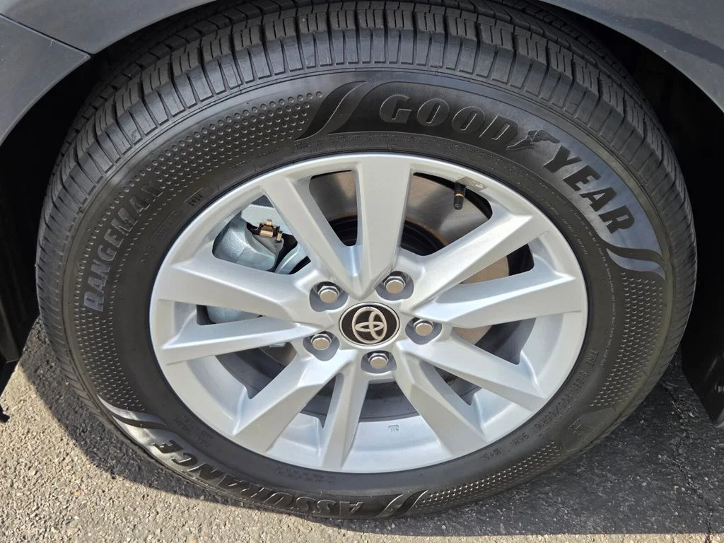 Used 2026  Toyota LE image 12
