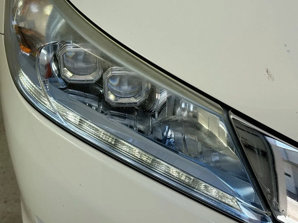 Used 2015 White Honda Touring image 38