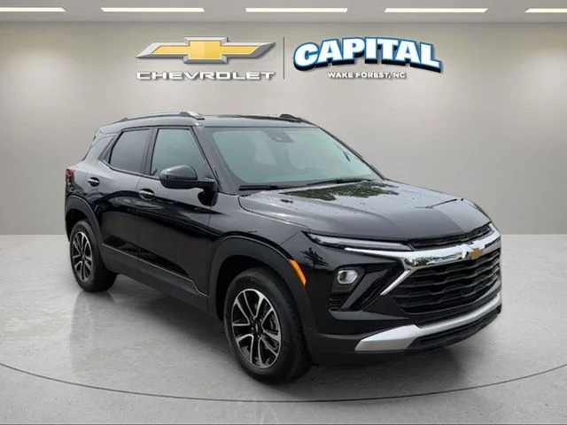 Used 2025 Black Chevrolet LT image 7
