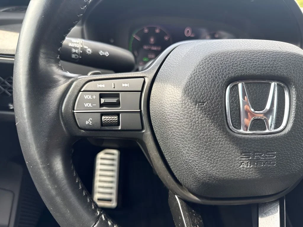 Used 2023 White Honda Sport-L image 14