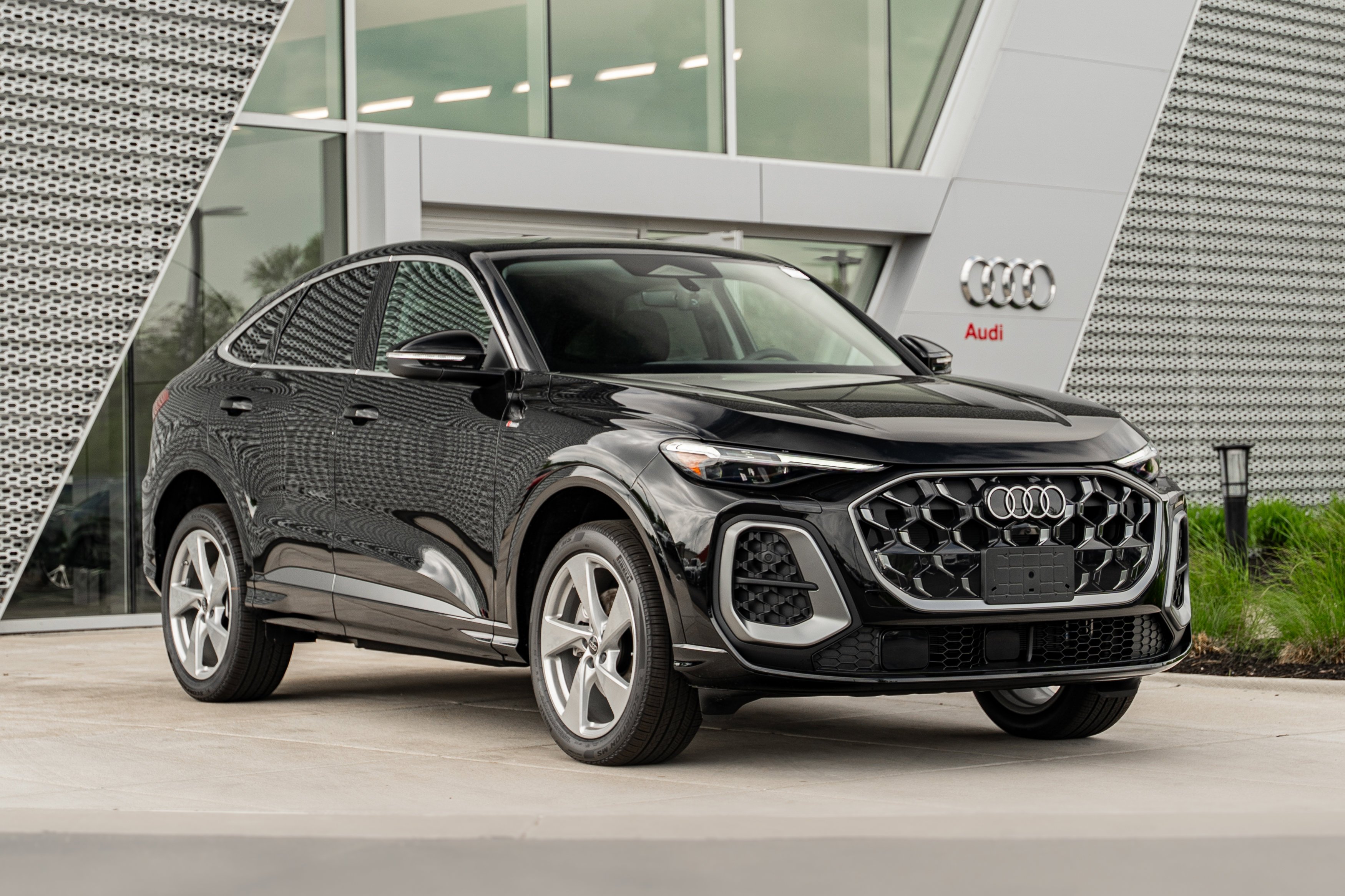 2026 Audi Q5 Sportback Premium Plus quattro's photo