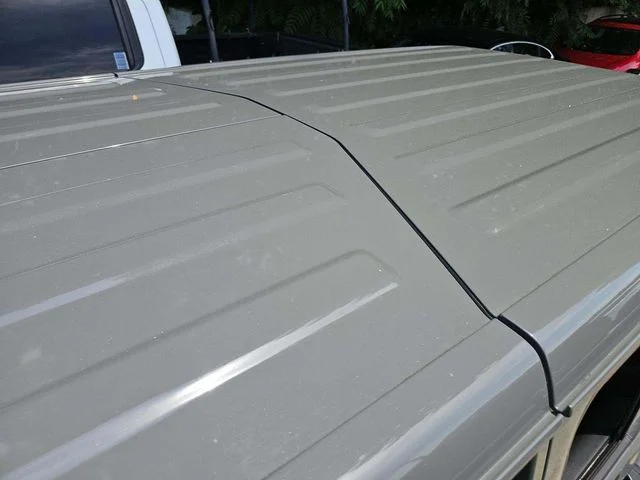Used 2021 Gray Jeep Unlimited Sahara Altitude image 8