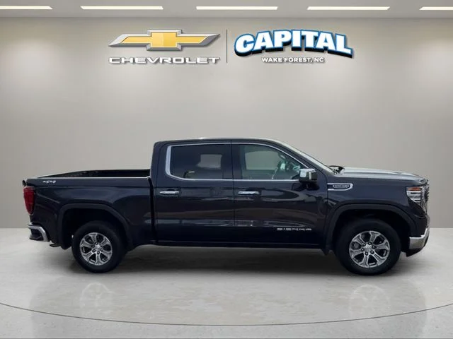 Used 2025 Silver GMC SLT image 6