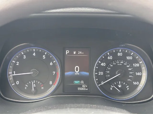 Used 2023 Silver Hyundai SEL image 25
