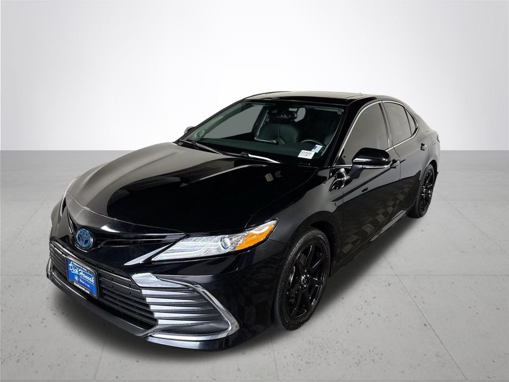 Used 2024 Black Toyota XLE image 2