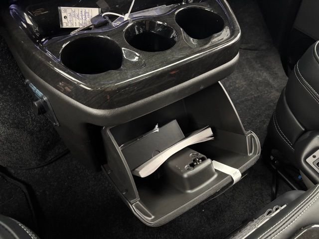 New 2026 Onyx Black GMC Explorer Limited SE image 38