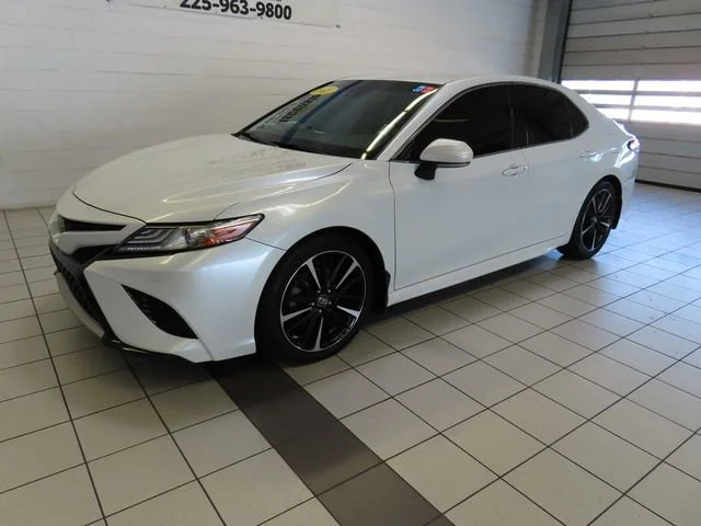 Used 2018 Toyota Camry XSE with VIN 4T1B61HK5JU010130 for sale in Gonzales, LA