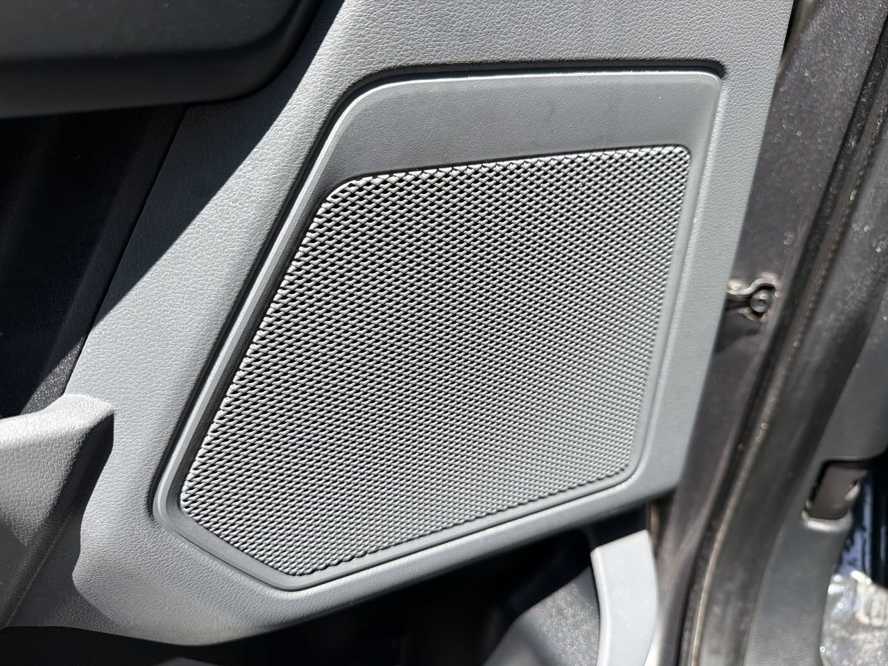 Used 2024 Gray Metallic Ford XLT image 16