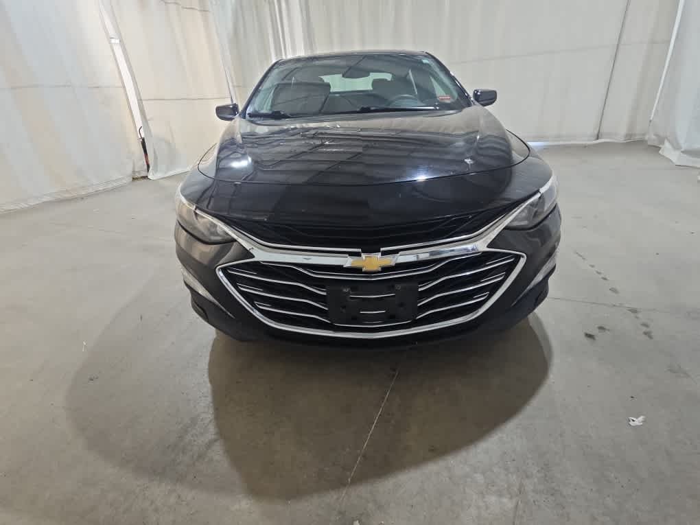 Used 2022 Mosaic Black Metallic Chevrolet LT image 5