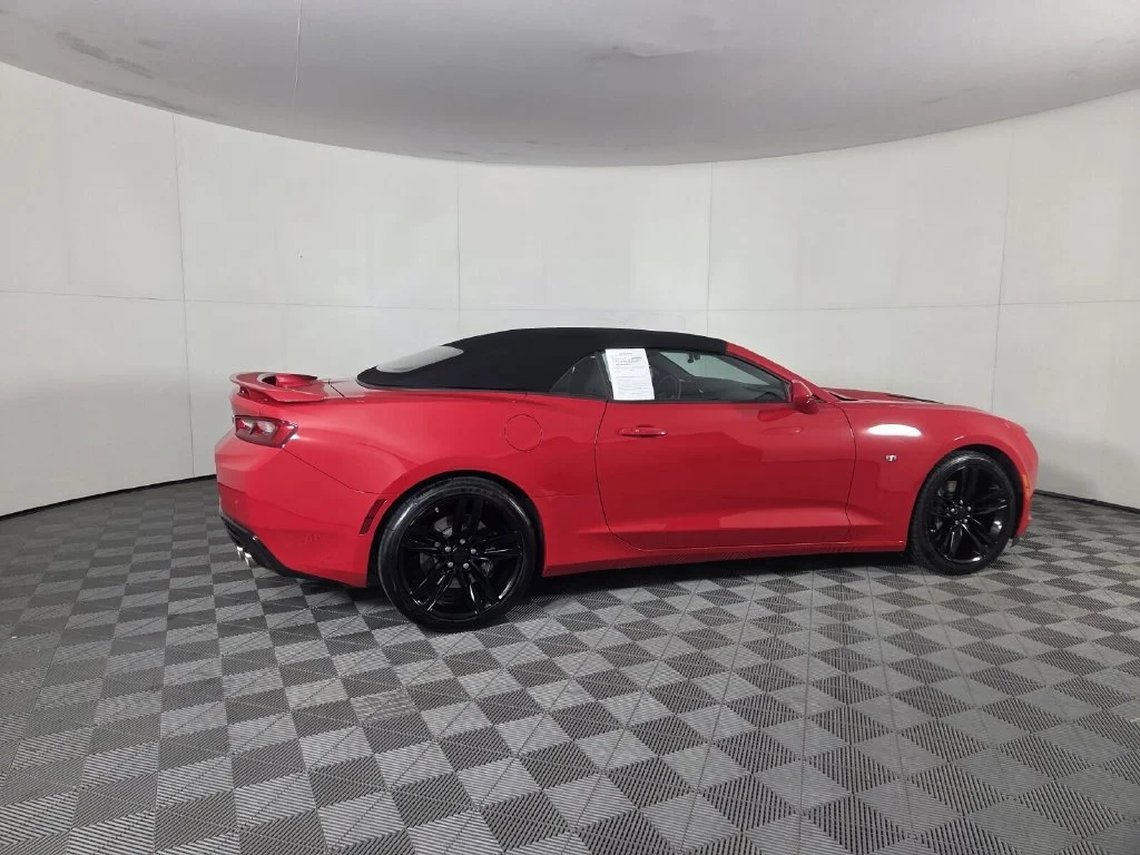 Used 2017 Red Hot Chevrolet 2SS image 5