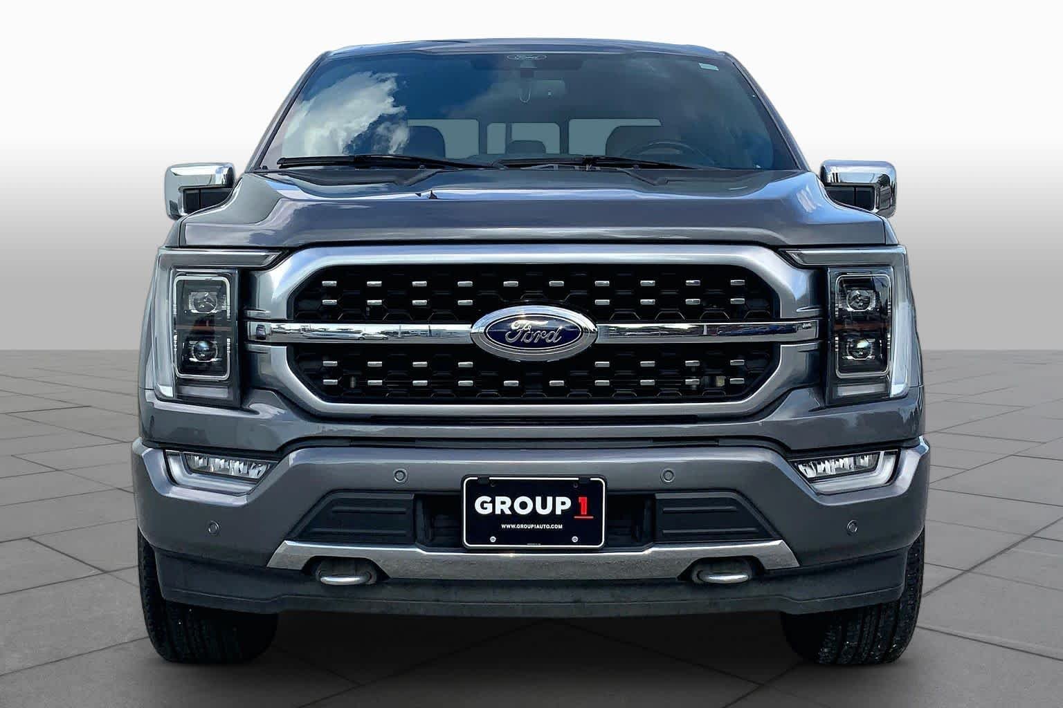 Used 2022 Carbonized Gray Metallic Ford Platinum image 4