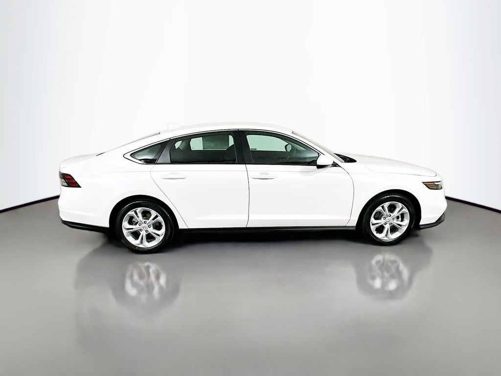 New 2026 Platinum White Pearl Honda LX image 4