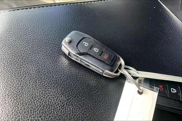 Used 2018 Black Ford XLT image 11