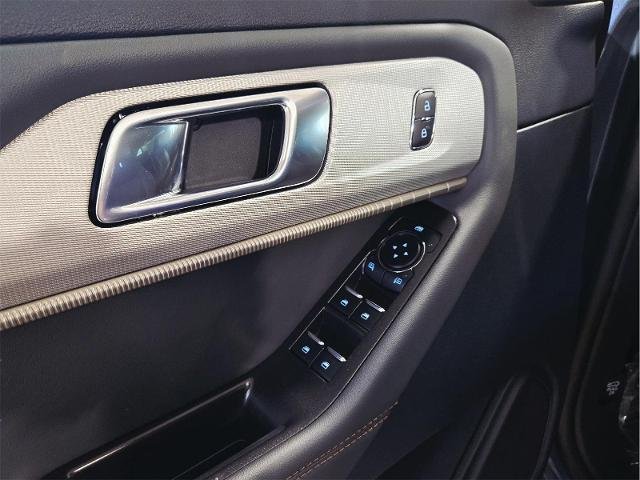 New 2026 Vapor Blue Metallic Ford Active image 8