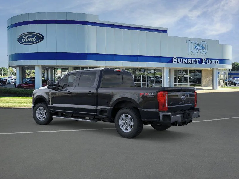 New 2026 Agate Black Metallic Ford XLT image 4