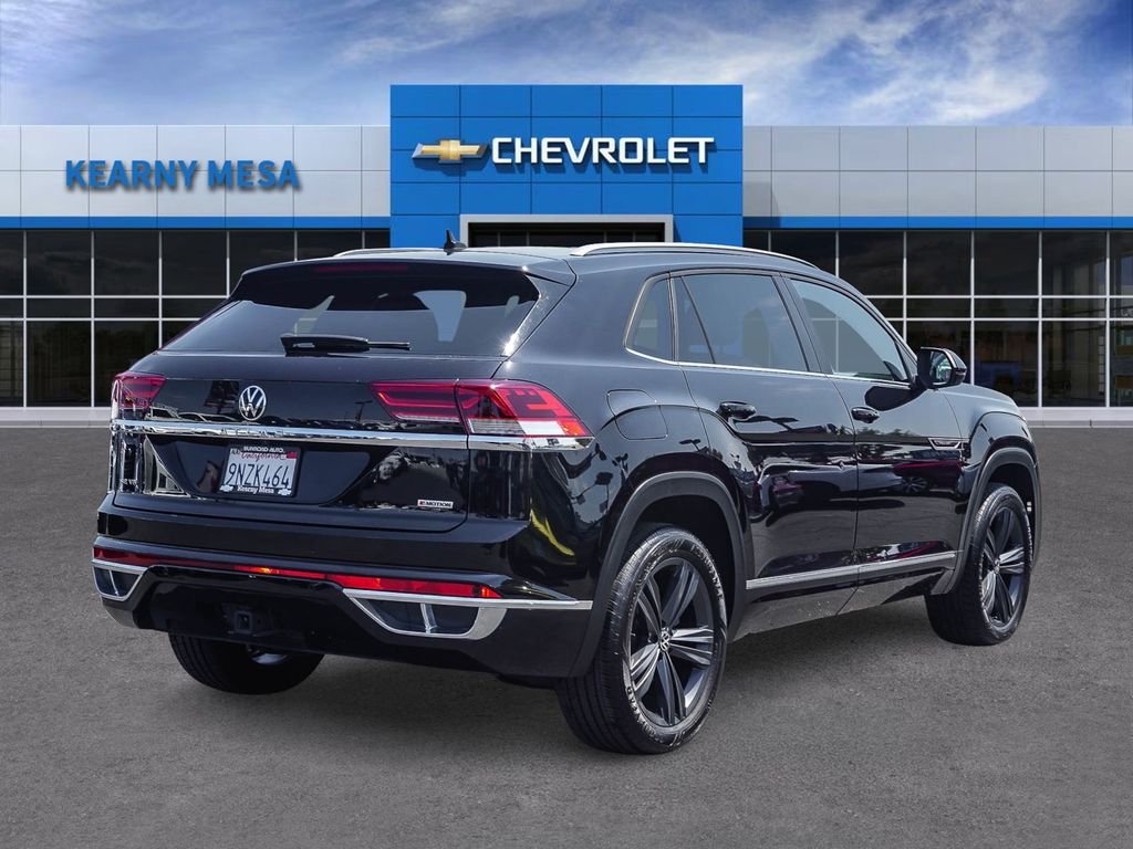 Used 2020 Black Volkswagen 3.6L V6 SE w/Technology R-Line image 6