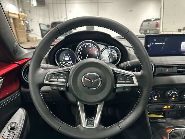 Certified Used 2025 Red Mazda Club image 15