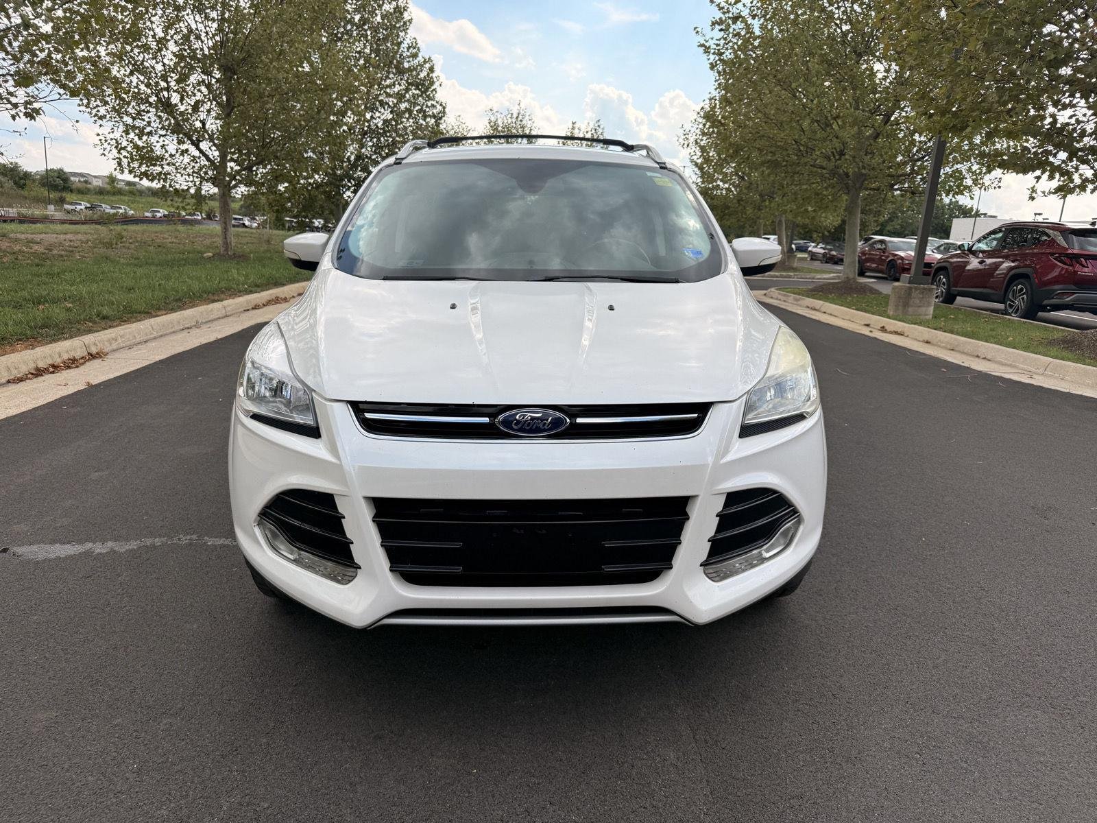 Used 2016 White Platinum Metallic Tri-Coat Ford Titanium image 3