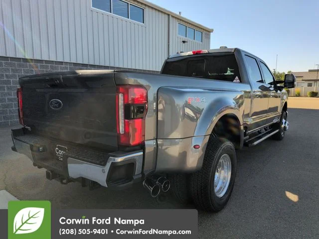 New 2026 Gray Ford Lariat image 3