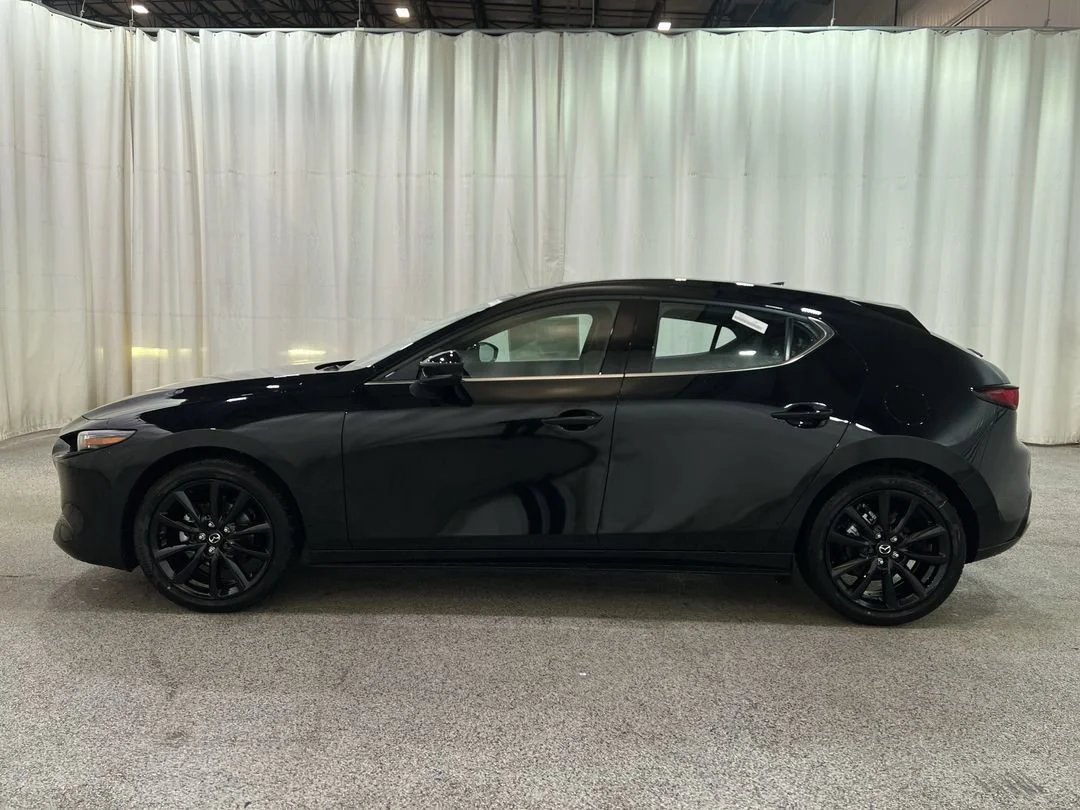 2026 Mazda Mazda3 Premium - Photo 6