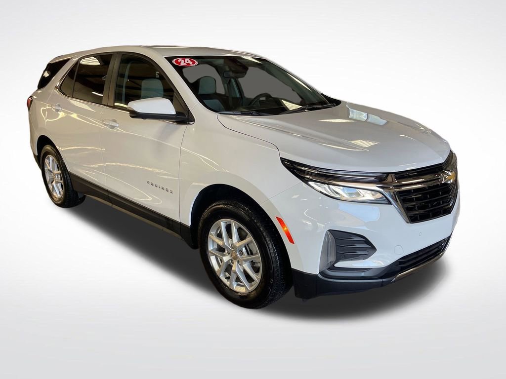 Used 2024 Summit White Chevrolet LT image 8