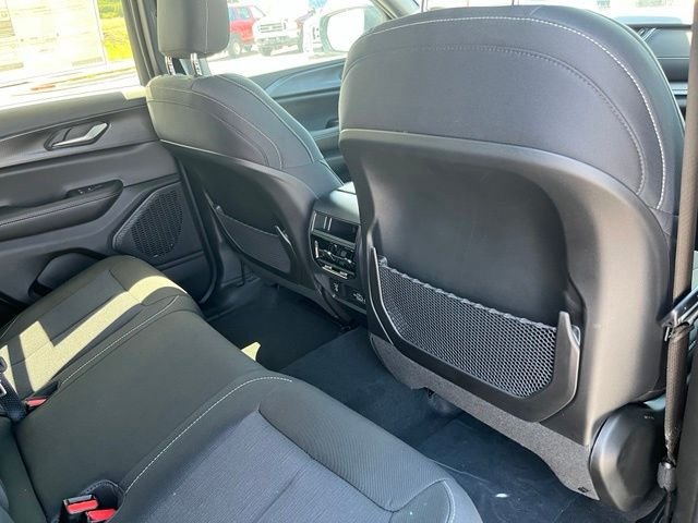New 2026 Baltic Gray Metallic Clear-Coat Exterior Paint Jeep Laredo X image 23