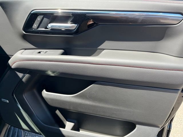 2026 Chevrolet Suburban RST - Photo 24