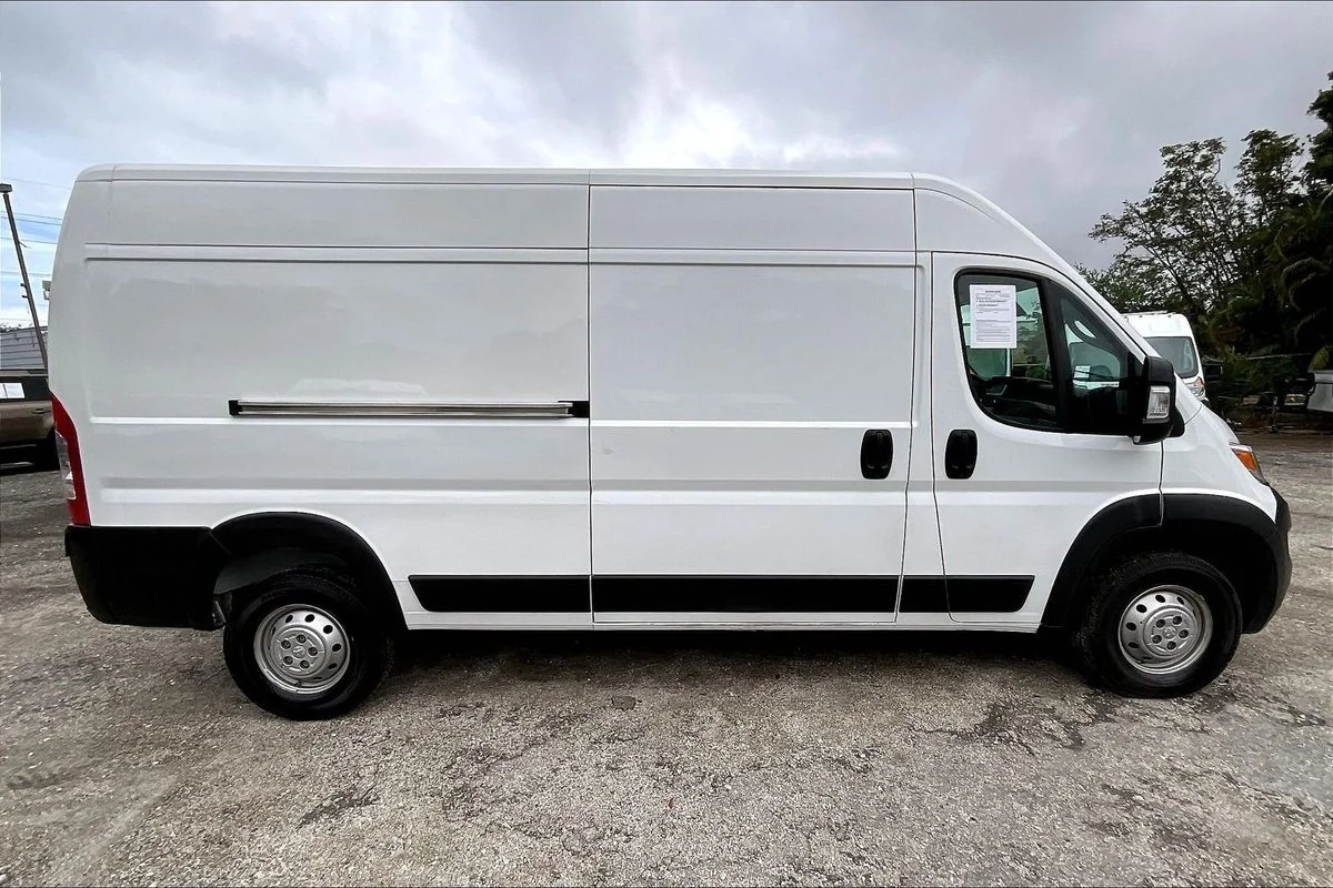 Used 2023  Ram Cargo Van High Roof 159" WB image 16