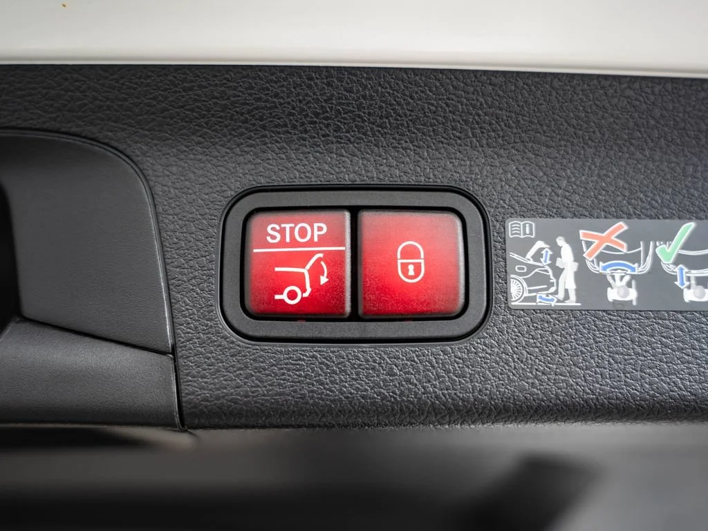 New 2026 Polar White Mercedes-Benz GLS 450 image 23