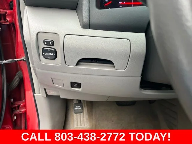 Used 2011 Red Toyota LE image 27