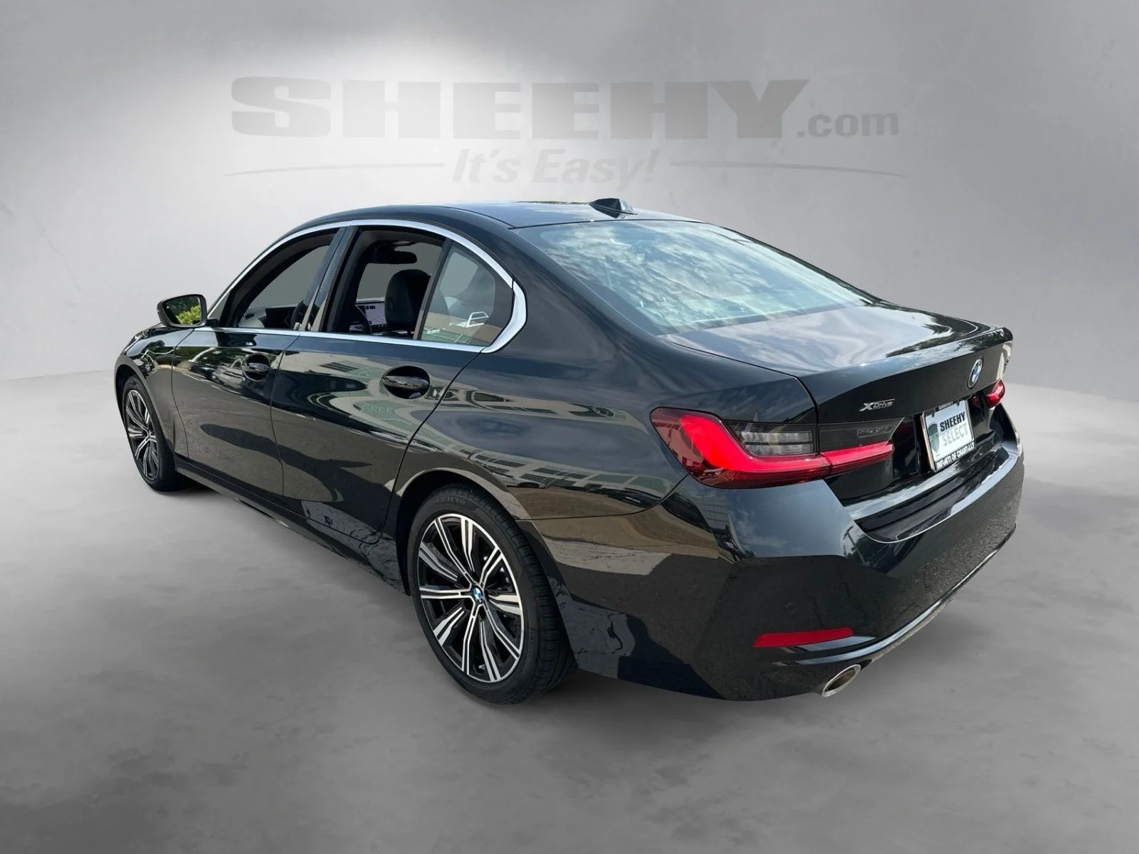 Used 2025 Black BMW 330i xDrive image 14