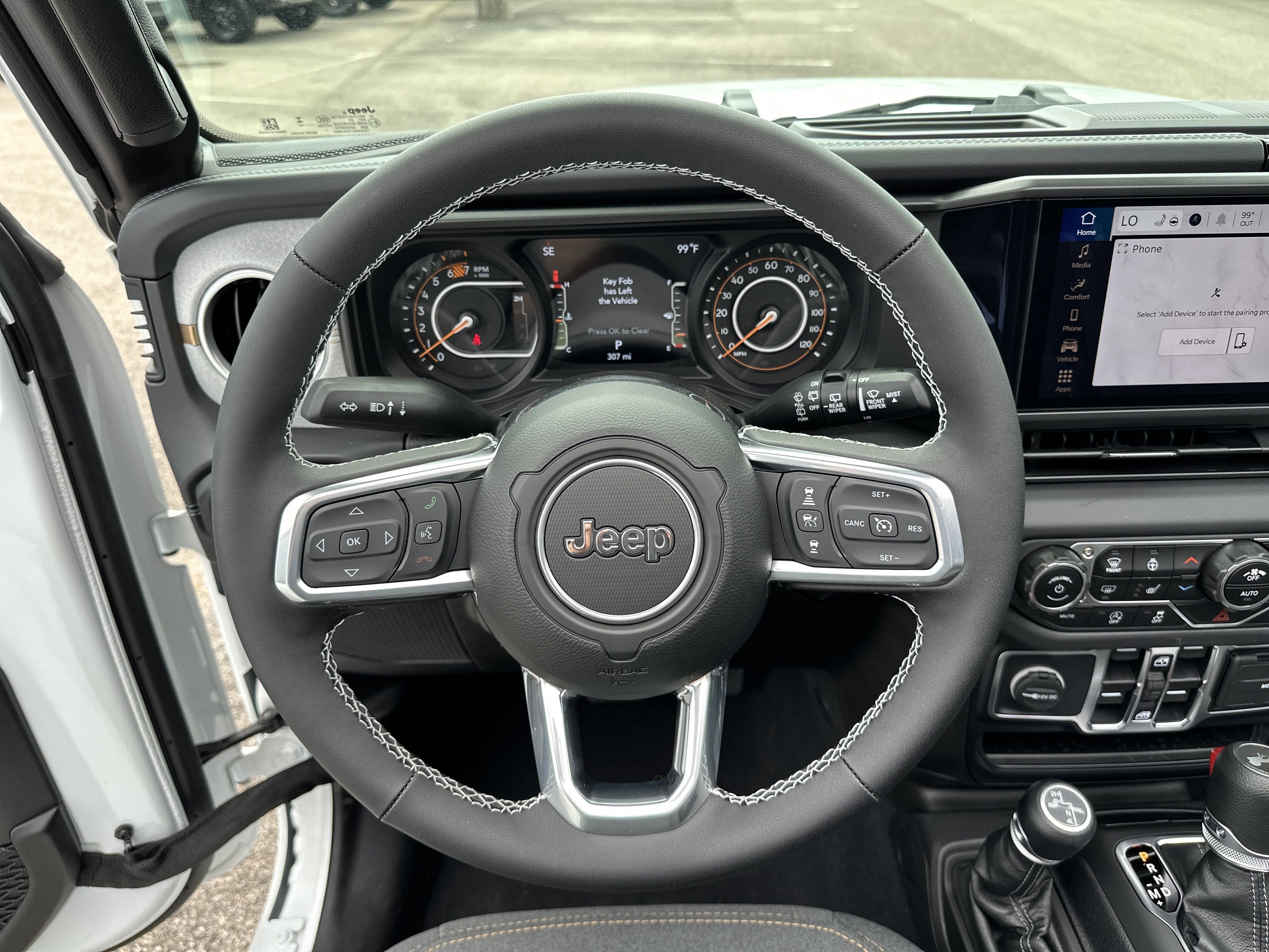 2025 Jeep Wrangler 4-Door Sahara - Photo 24
