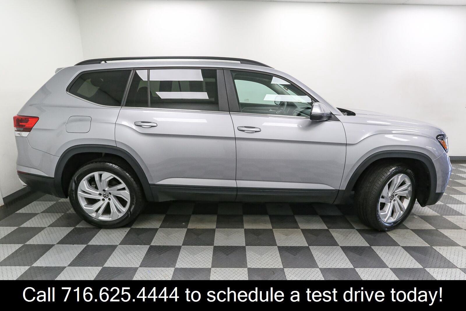 Used 2022 Pyrite Silver Metallic Volkswagen 3.6L V6 SE w/Technology image 9