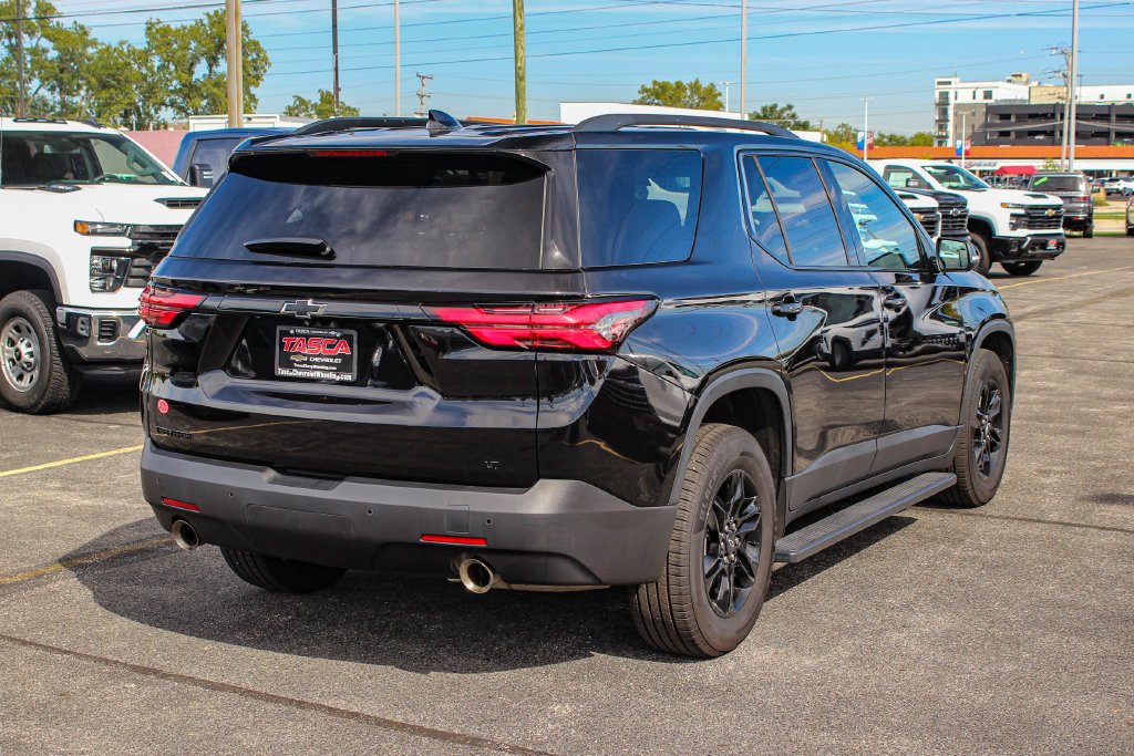 Used 2023 MOSAIC BLACK METALLIC Chevrolet LT Cloth image 10