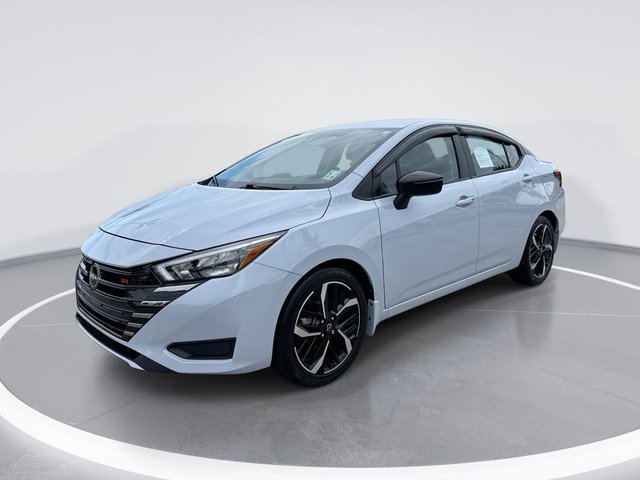 2023 Nissan Versa 1.6 SR